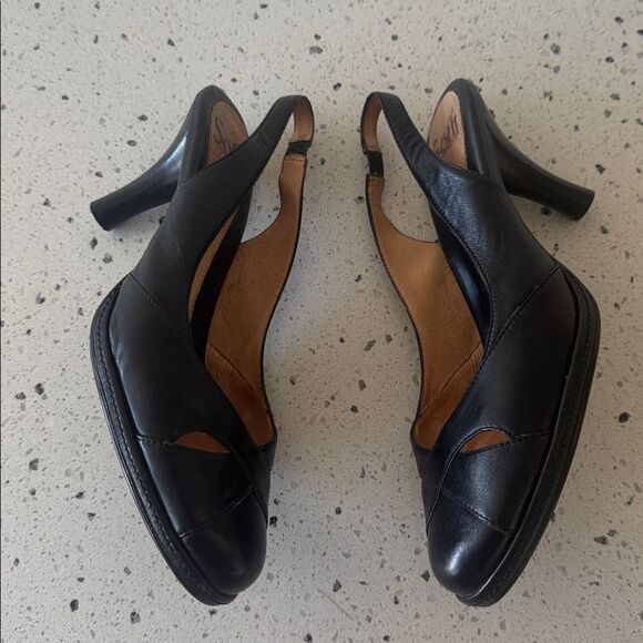 Sofft Black Leather Slingback Heels Covered Toe Comfy Shoes Women’s Size 8.5 GUC - Picture 4 of 12